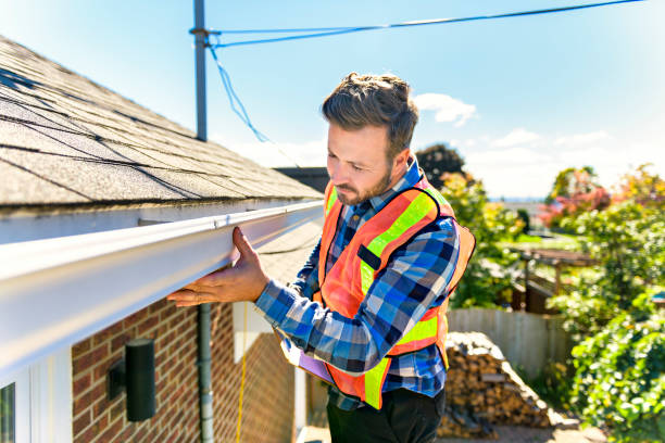 Best Storm Damage Roof Repair  in Hiawatha, KS